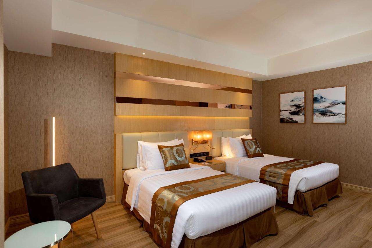 Best Western Plus Metro Clark Angeles Exteriör bild