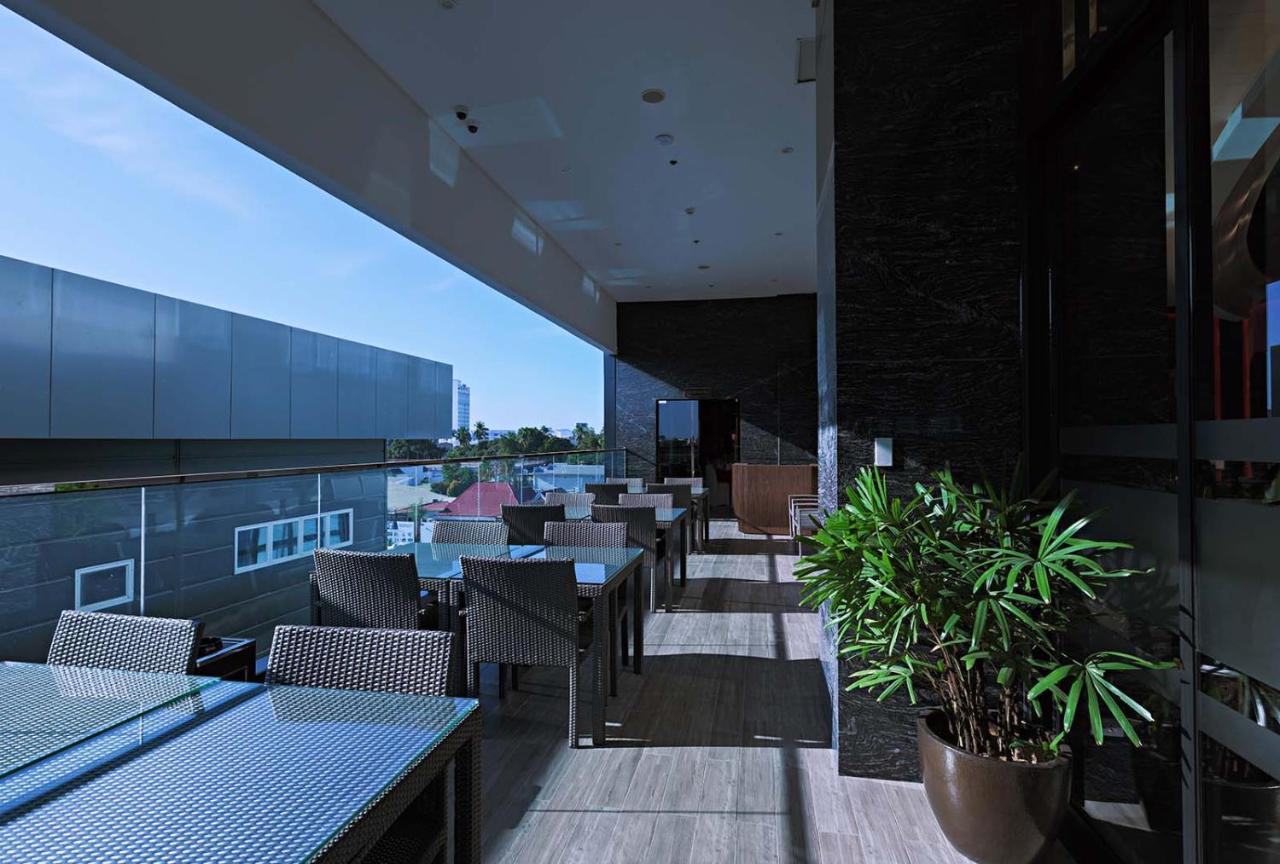 Best Western Plus Metro Clark Angeles Exteriör bild