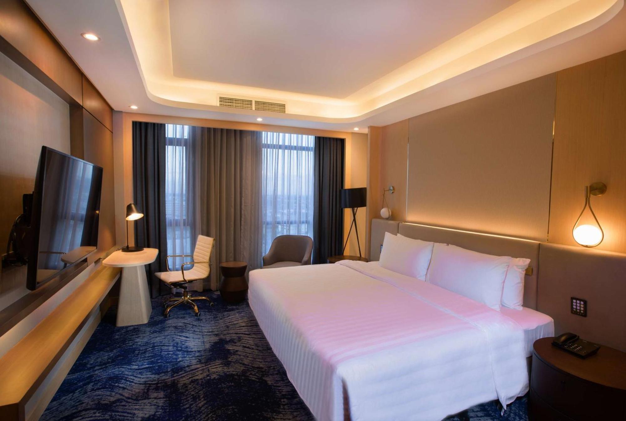 Best Western Plus Metro Clark Angeles Exteriör bild