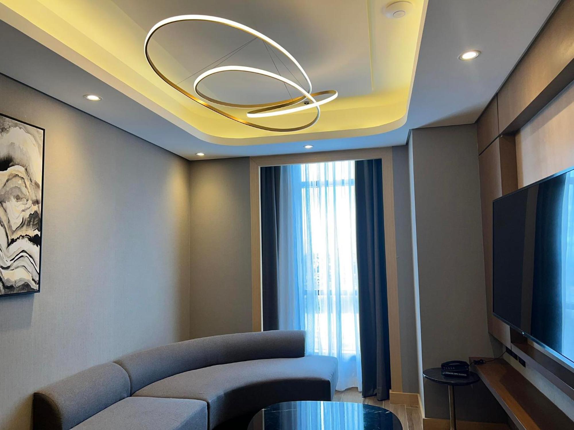 Best Western Plus Metro Clark Angeles Exteriör bild